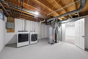 7902 Woodhouse Ln, Columbus, OH 43085 - Photo 26