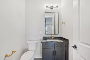 2256 Quarry Trails Dr, Columbus, OH 43228 - Photo 16