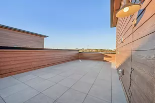 2256 Quarry Trails Dr, Columbus, OH 43228 - Photo 12