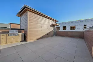 2256 Quarry Trails Dr, Columbus, OH 43228 - Photo 14