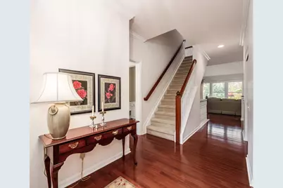 210 Tinley Park Circle, Delaware, OH 43015 - Photo 2