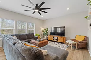 381 Rochdale Run, Delaware, OH 43015 - Photo 6