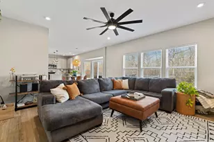 381 Rochdale Run, Delaware, OH 43015 - Photo 4