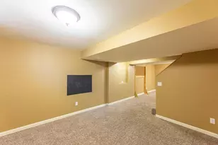 365 E North St, Columbus, OH 43085 - Photo 28