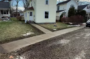 132 S Washington St, Utica, OH 43080 - Photo 1