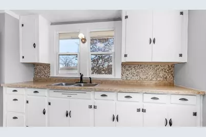 2410 Marion Avenue, Zanesville, OH 43701 - Photo 2