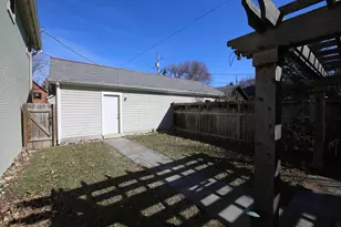 310 E Beck St, Columbus, OH 43206 - Photo 38