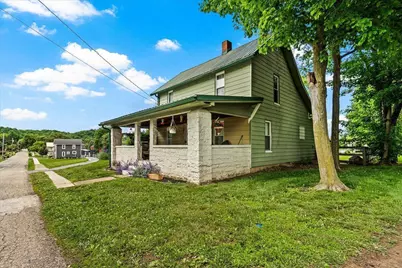 327 Moreland Street, Saint Louisville, OH 43071 - Photo 2