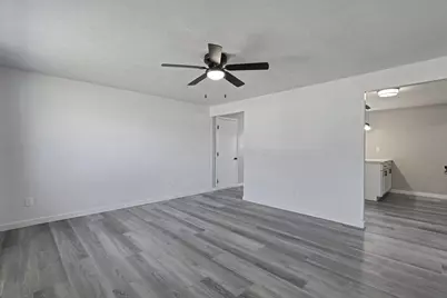 1935 Arapaho Drive, Circleville, OH 43113 - Photo 8