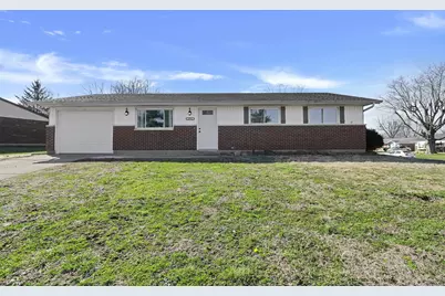 1935 Arapaho Drive, Circleville, OH 43113 - Photo 1