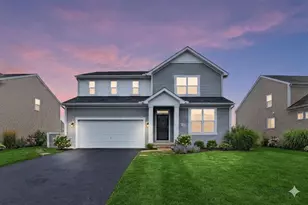 2018 Trophy Dr, Marysville, OH 43040 - Photo 2