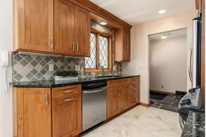 5822 Falmouth Court, Columbus, OH 43085 - Photo 8