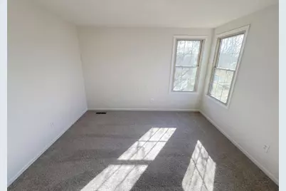 675 Scioto Meadows Boulevard, Grove City, OH 43123 - Photo 4