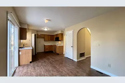 108 Camden Lane, Delaware, OH 43015 - Photo 8