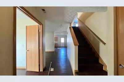 5388 Englecrest Drive, Canal Winchester, OH 43110 - Photo 2