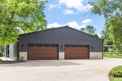 2946 Lewis Center Road, Lewis Center, OH 43035 - Photo 2