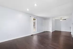 1094 Merrimar Cir S, Columbus, OH 43220 - Photo 6