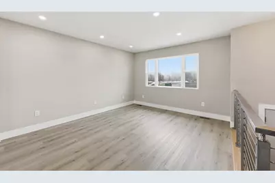 299 Lombard Road, Columbus, OH 43228 - Photo 14