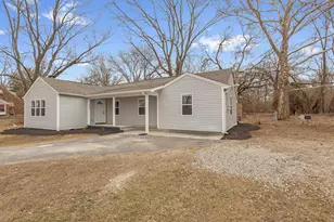 4534 N Fairgreen Dr, Dayton, OH 45416 - Photo 2