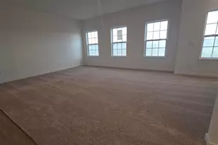 5962 Abernathy Ln, Columbus, OH 43232 - Photo 2