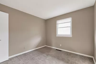 212 E Alcott Road, Columbus, OH 43207 - Photo 6