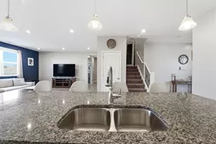 1202 Lake Forest Dr, Hebron, OH 43025 - Photo 14