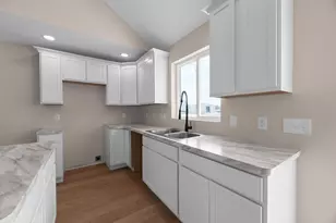 202 Cumberland Meadows Circle, Hebron, OH 43025 - Photo 16