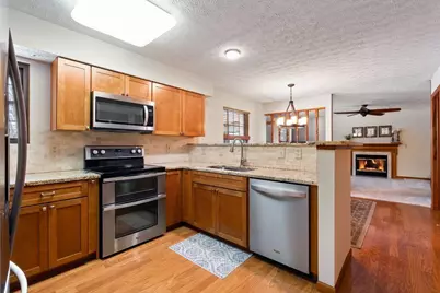 3846 River Pl Court, Columbus, OH 43221 - Photo 4