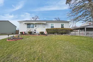 3851 Wade Rd, Columbus, OH 43232 - Photo 1