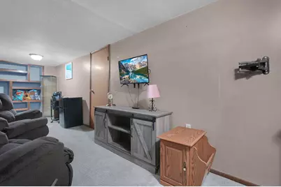 3851 Wade Road, Columbus, OH 43232 - Photo 8