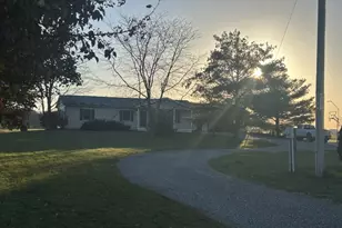 6090 Horseshoe Rd, Delaware, OH 43015 - Photo 1