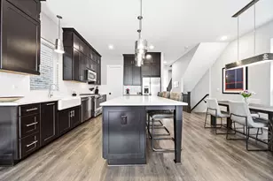 951 Hudson Xing, Grandview Heights, OH 43212 - Photo 12