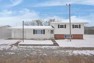 10468 Loches Rd, Saint Louisville, OH 43071 - Photo 1