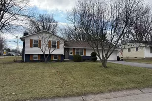 843 Pinehurst St, Marysville, OH 43040 - Photo 1