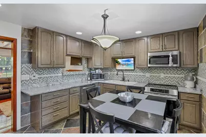 1751 Bide A Wee Park Avenue, Columbus, OH 43205 - Photo 10