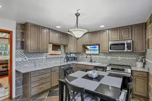 1751 Bide A Wee Park Ave, Columbus, OH 43205 - Photo 10