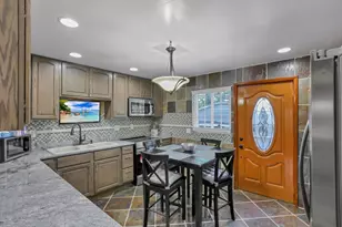 1751 Bide A Wee Park Ave, Columbus, OH 43205 - Photo 8