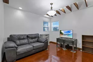 1751 Bide A Wee Park Ave, Columbus, OH 43205 - Photo 12