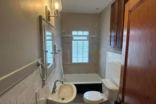 890 E Livingston Ave, Columbus, OH 43205 - Photo 4