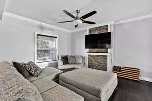 827 S 22nd St, Columbus, OH 43206 - Photo 2