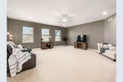 166 Split Log, Delaware, OH 43015 - Photo 26