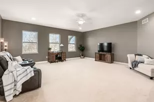 166 Split Log, Delaware, OH 43015 - Photo 26