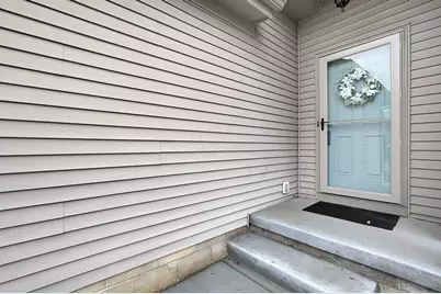 2048 Mayflower Circle, Grove City, OH 43123 - Photo 4