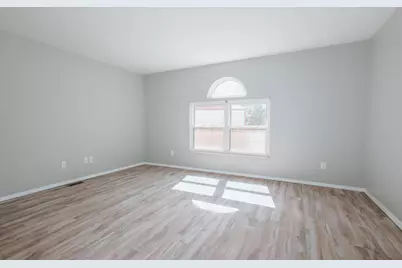 26 E Woodfield Drive, Etna, OH 43062 - Photo 8