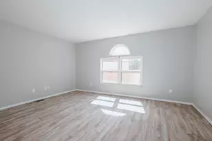 26 E Woodfield Dr, Etna, OH 43062 - Photo 8