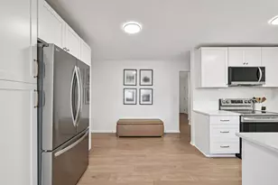 2108 Willow Run Rd, Grove City, OH 43123 - Photo 12