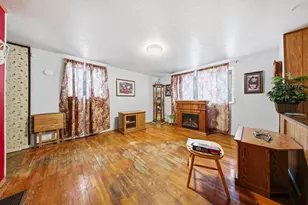 4020 Briggs Rd, Columbus, OH 43228 - Photo 8