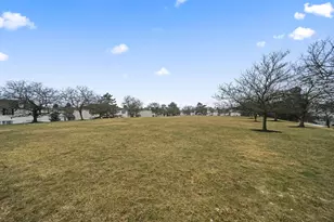 2515 Dahlia Way, Columbus, OH 43235 - Photo 30