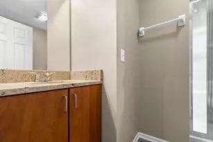 112 E Mound St, Columbus, OH 43215 - Photo 28