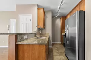 112 E Mound St, Columbus, OH 43215 - Photo 14